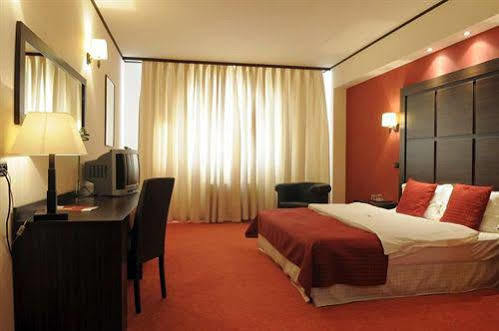 Aurelia Hotel 3*